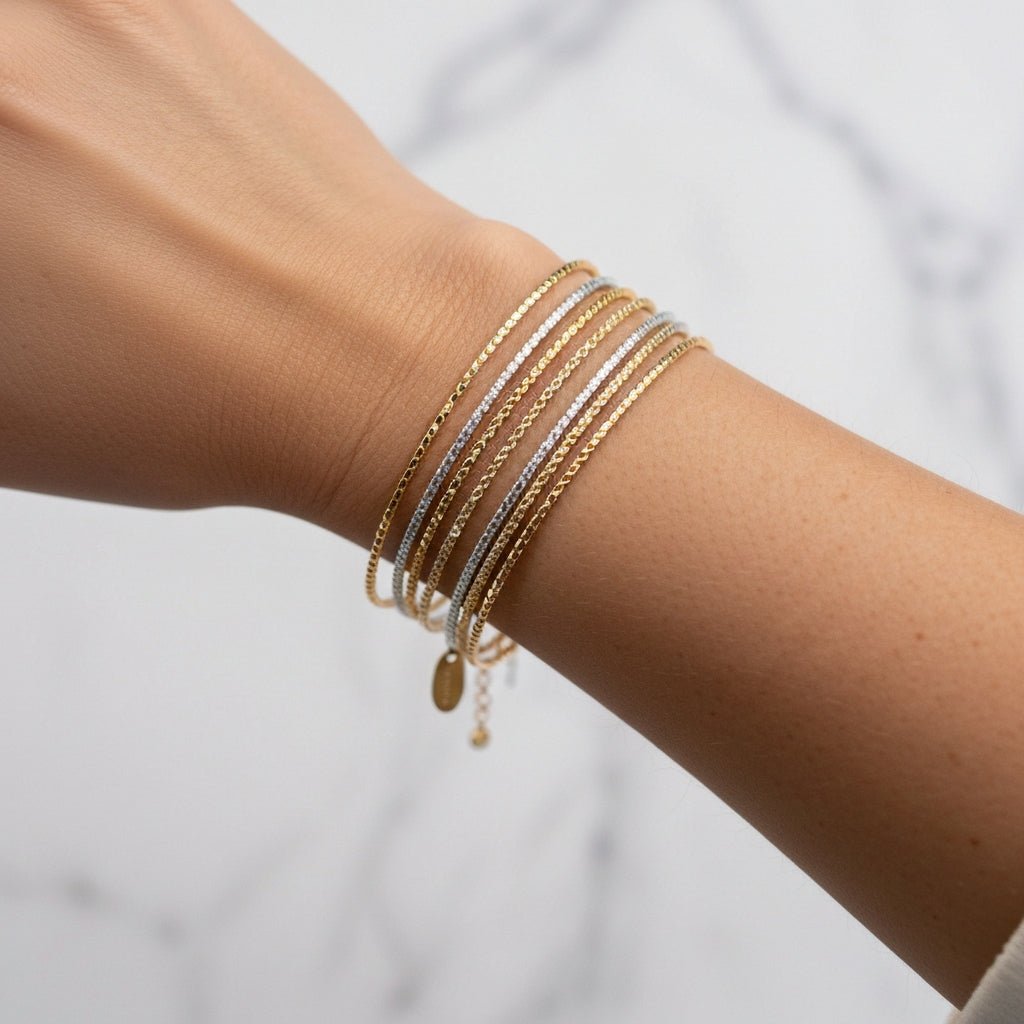 L'art du stacking : comment superposer ses bracelets comme une pro en 2026 - La Boutique du Bracelet