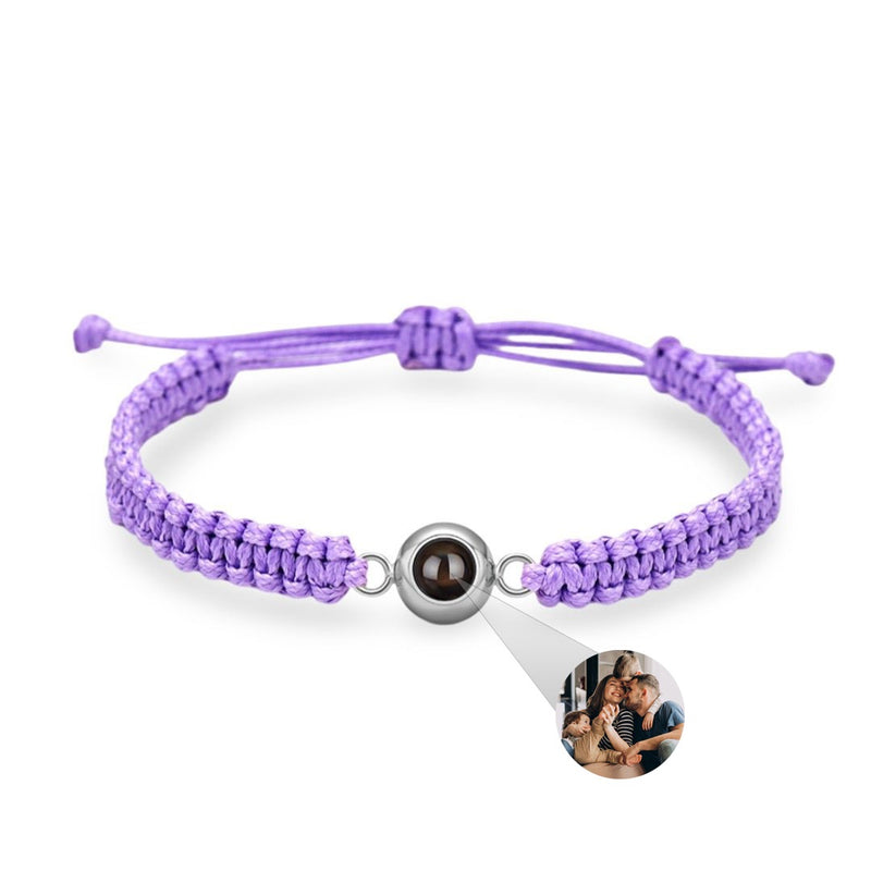 Bracelet corde violet avec perle titane argentée et photo personnalisée intégrée.