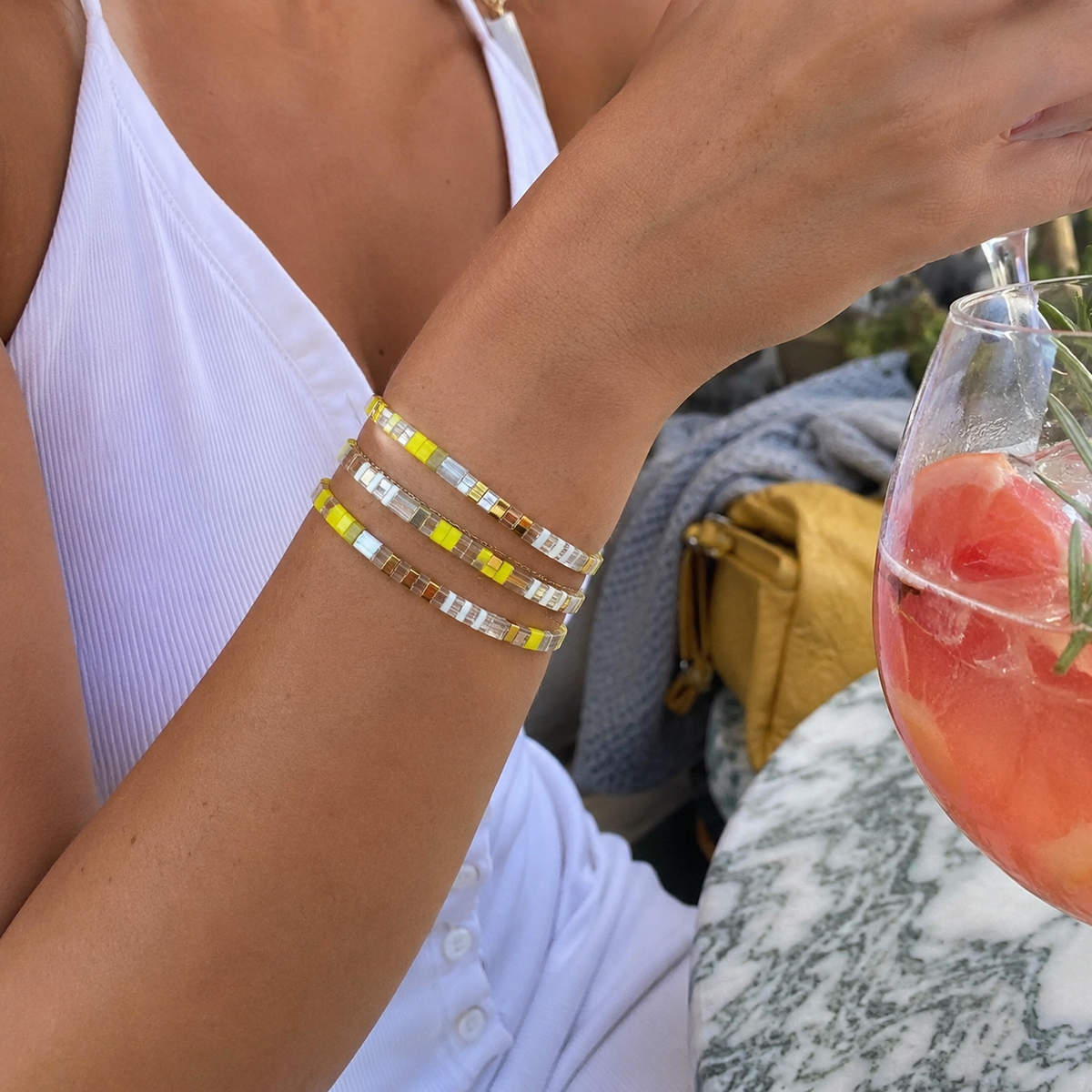 Trio de Bracelets en perles du Japon Miyuki jaune citron et cristal, parure pour femme, bijoux de poignet élastiques, lot de trois pièces, accessoires lumineux, modèle Kokoro