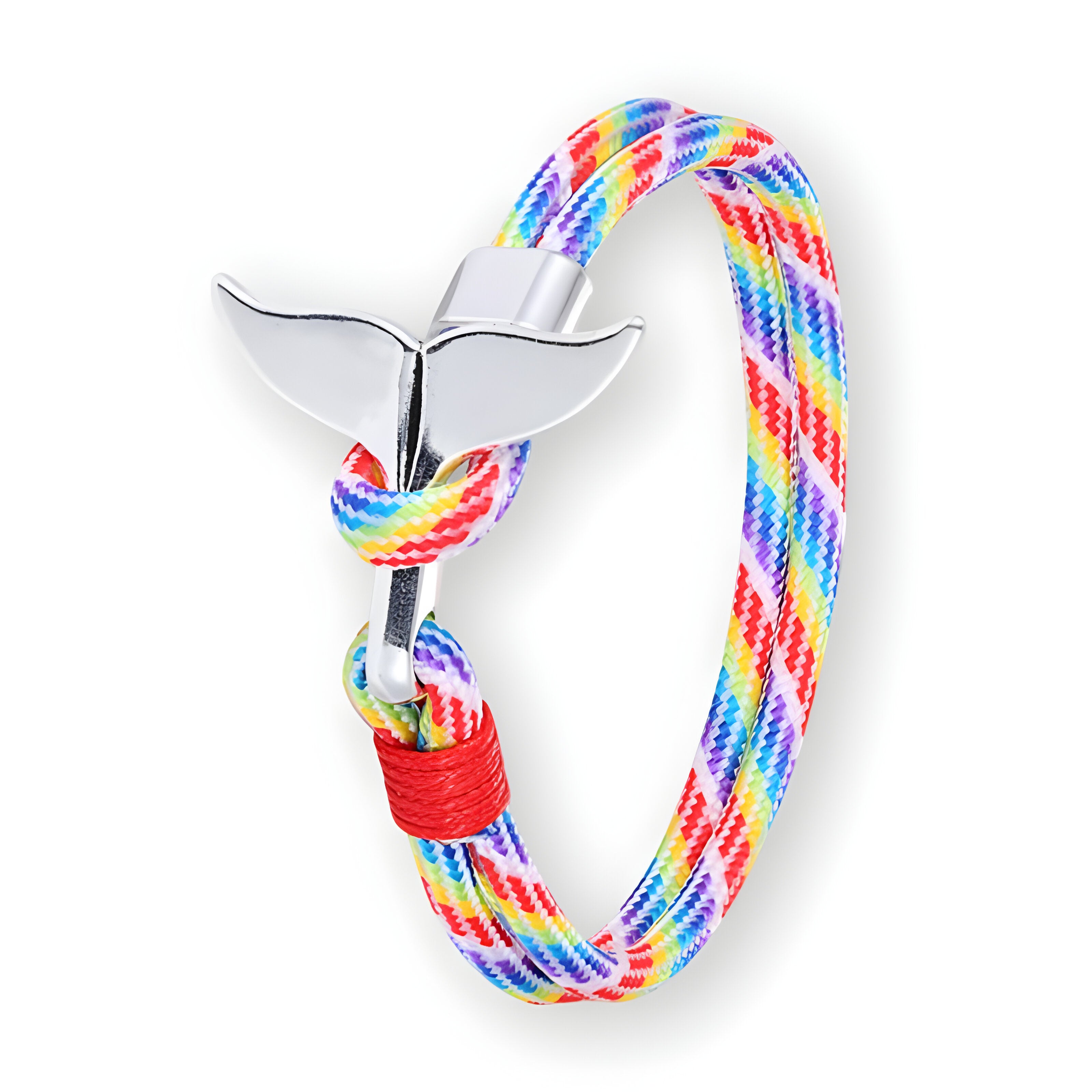 Bracelet cordon multicolore avec pendentif queue de baleine en métal argenté et fermoir rouge.