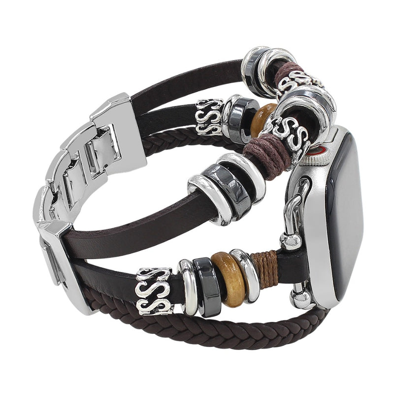 Bracelet multi-rangs pour Apple Watch avec lanières tressées en cuir noir, perles acier argenté et détails bois, fermeture.