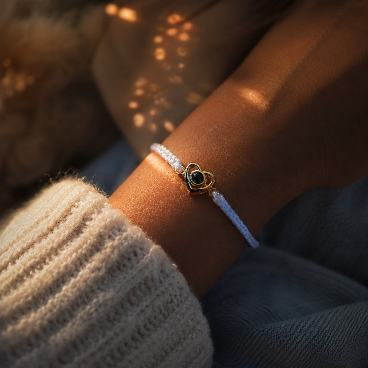 Personalisierbares Fotoband, geflochtenes Band, Herzanhänger mit Projektion, Modell Pyralie