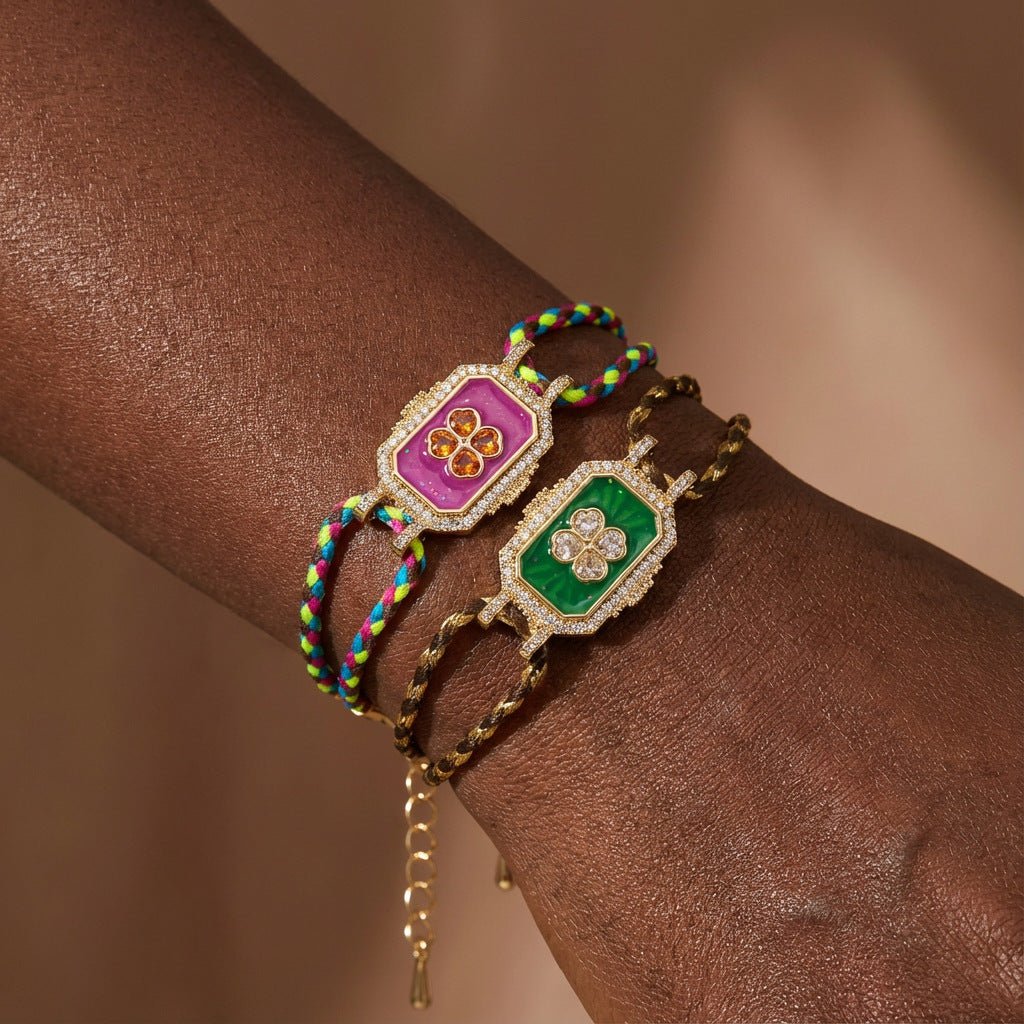Pulseira ajustável em nylon entrançado, medalhão cintilante com trevo de quatro folhas, joia elegante para realçar o seu pulso, modelo Térise