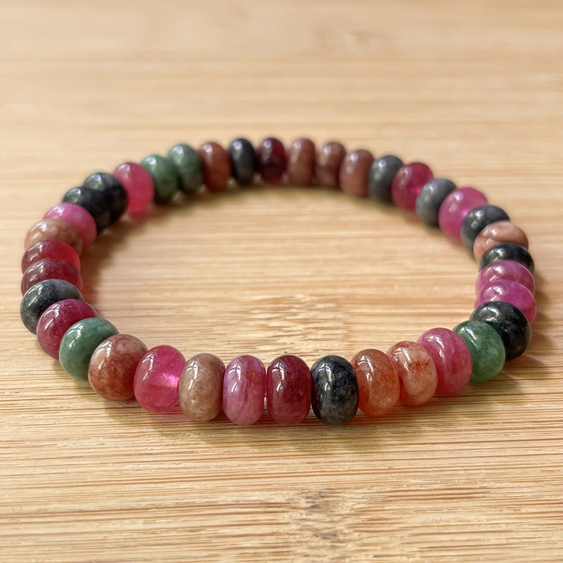Bracelet anti - stress, élastique, en tourmaline naturelle aux couleurs vibrantes, modèle Quancy - La Boutique du Bracelet