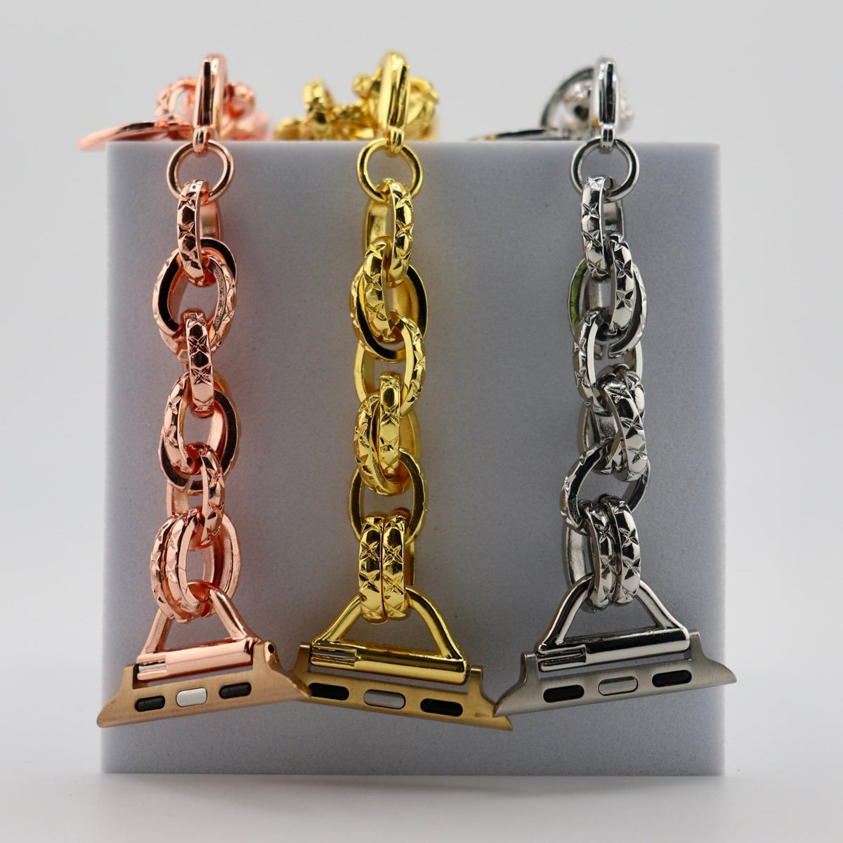 Bracciale Apple Watch, con catena e cuore, da donna, modello Donatia