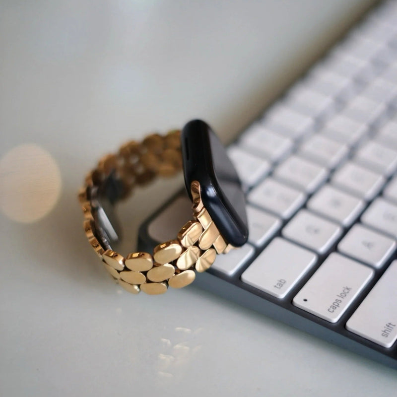 Bracciale per Apple Watch in acciaio inossidabile, maglie ovali dorate, eleganza moderna per Apple Watch, chiusura a scomparsa, modello Shounie