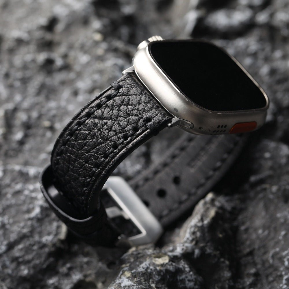 Bracelet Apple Watch en cuir véritable texturé, coutures apparentes, boucle acier inoxydable, modèle Claudio
