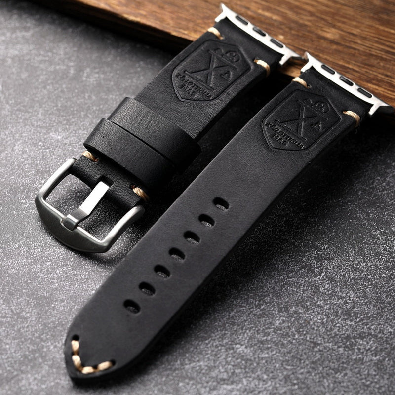 Full-grain leather Apple Watch bracelet, sturdy vintage finish, steel clasp, secure and comfortable fit, Anclède model