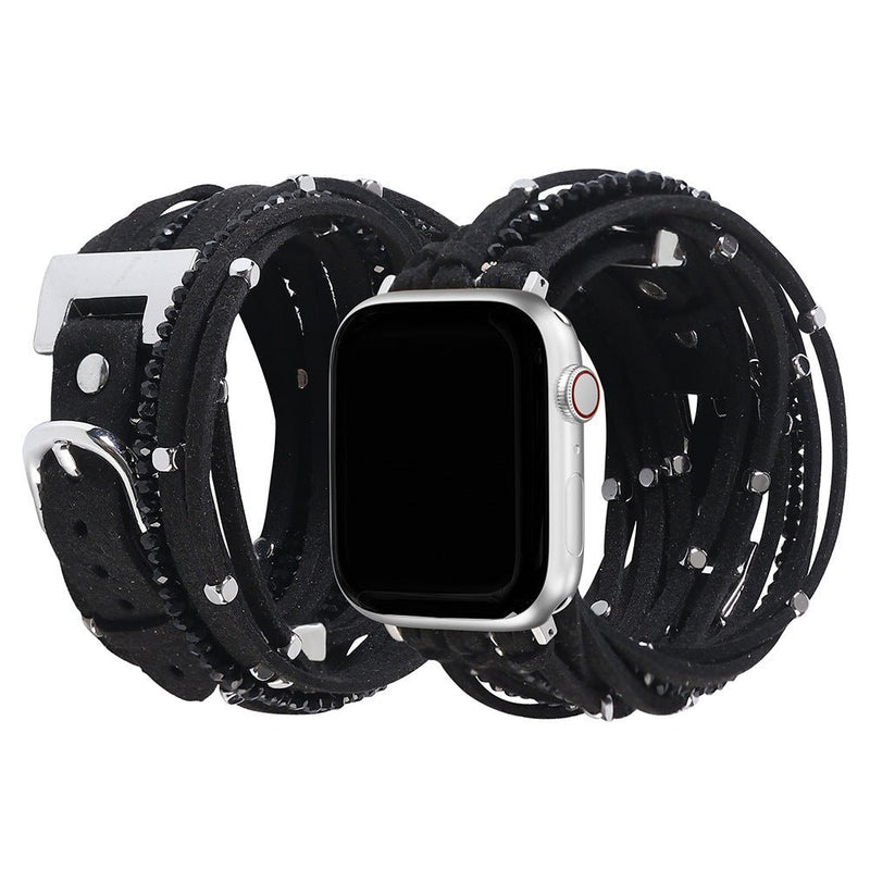 Bracelet multi-rangs en cuir suédé noir avec lanières fines et perles blanches pour Apple Watch.