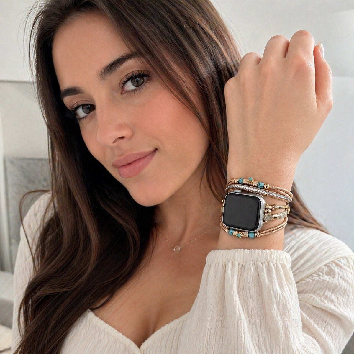 Apple Watch Armband mit mehreren Reihen, türkisfarbenen Perlen und funkelnden Bändern, vergoldete oder versilberte Ausführung, für Damen, Modell Christine