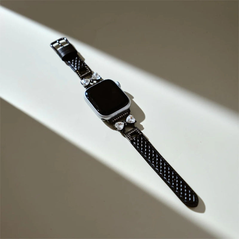 Bracelet Apple Watch, pour femme, chic en cuir, ruban à strass scintillant, modèle Bellita - La Boutique du Bracelet