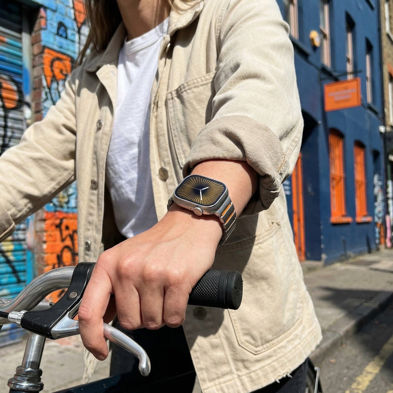 Premium Stainless Steel and FKM Apple Watch Bracelet, for Apple Watch, flexible and durable design, Sigone model