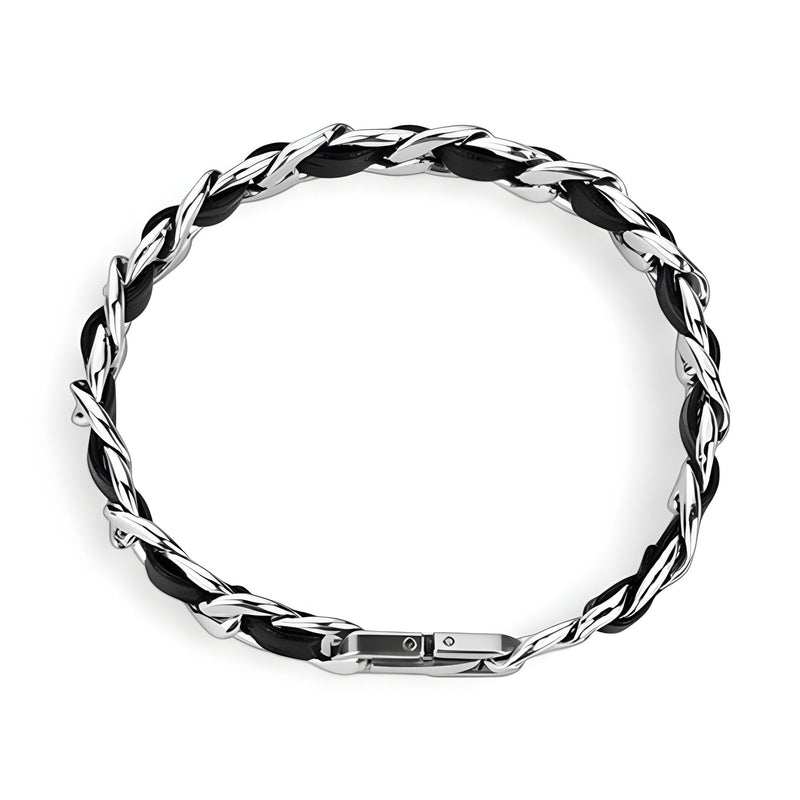 Bracelet homme en cuir noir tressé avec maillons en titane argenté et fermoir métallique élégant.