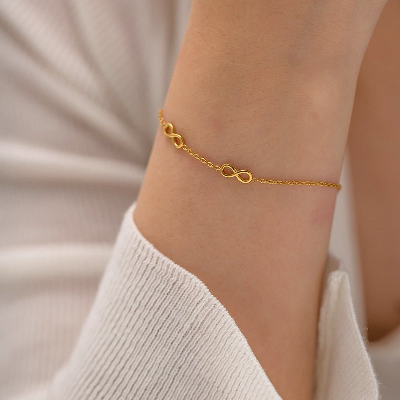 Pulsera de cadena, triple infinito, dorada, de acero inoxidable, para mujer, modelo Erisel