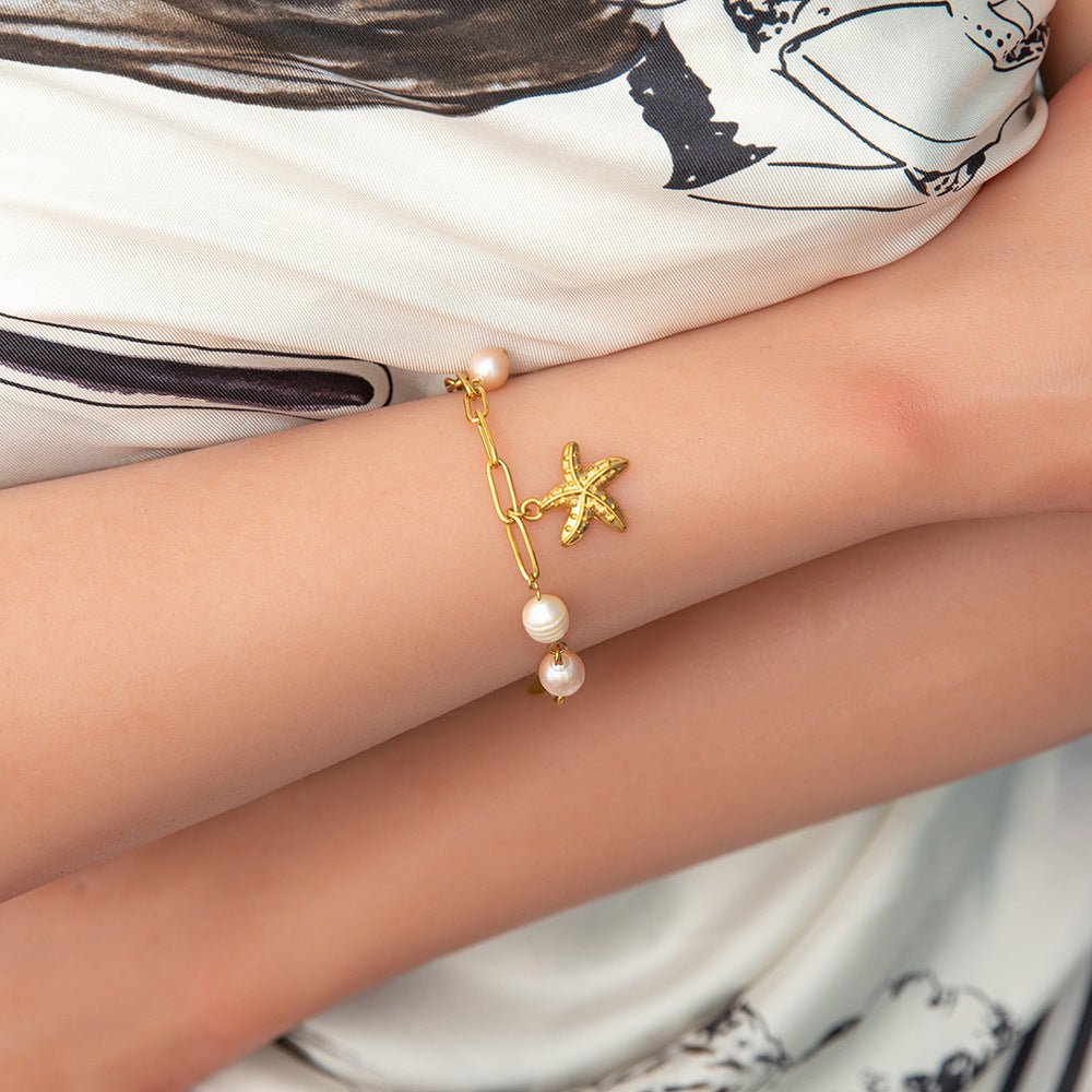 Bracelet charms, en acier inoxydable, étoile de mer et perles d'eau douce, pour femme, modèle Beyla - La Boutique du Bracelet