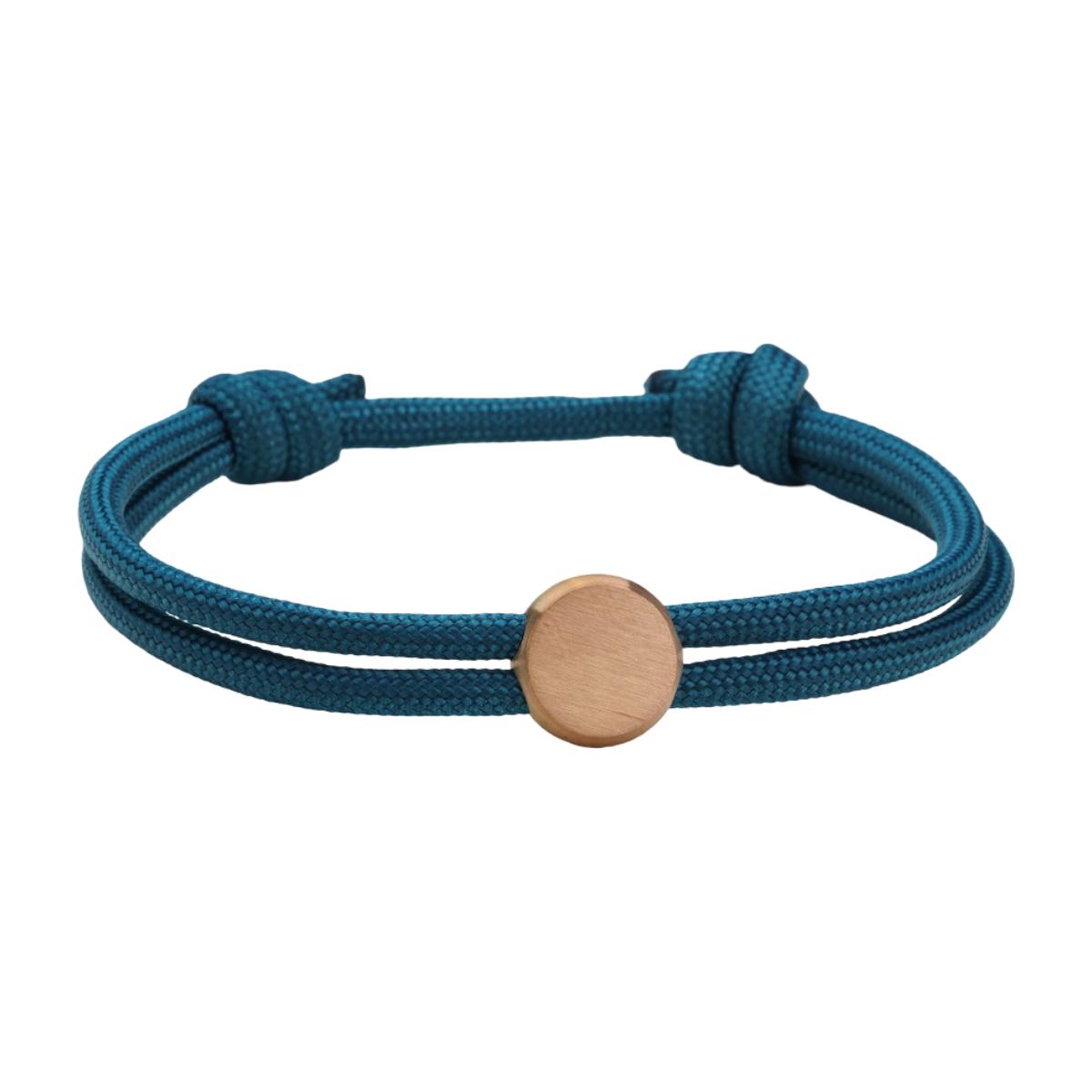 Bracelet Cordon Ajustable, Médaillon Acier Inoxydable, Bijou Personnalisable, Gravure Offerte, Cadeau Unique, modèle Marsin