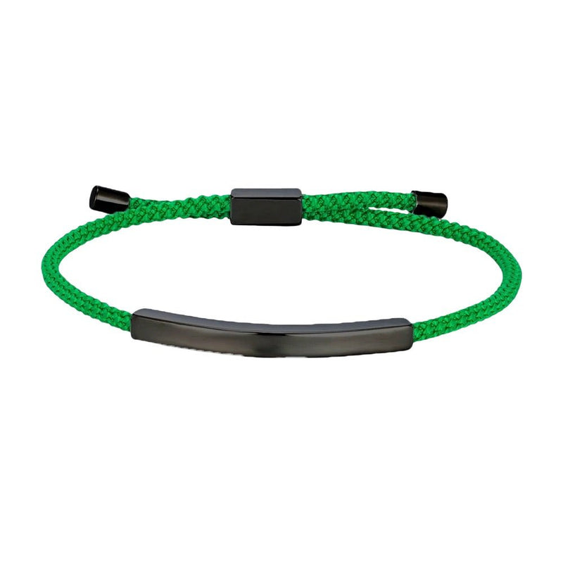 Bracelet cordon vert pomme avec plaque longue en acier inoxydable noir, ajustable.
