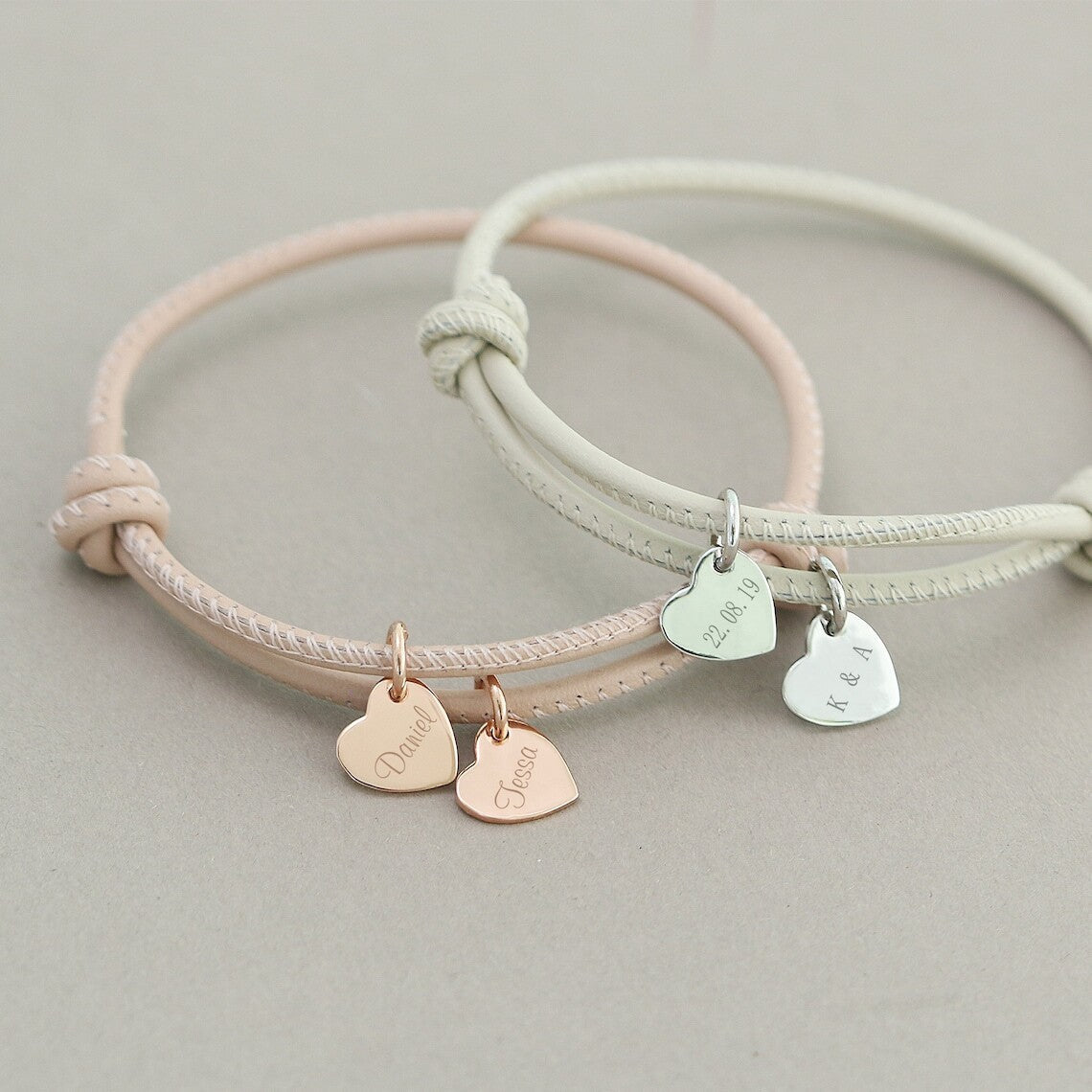 Personalisierbares Kordelarmband mit Herz-Charm aus Edelstahl, Modell Malove