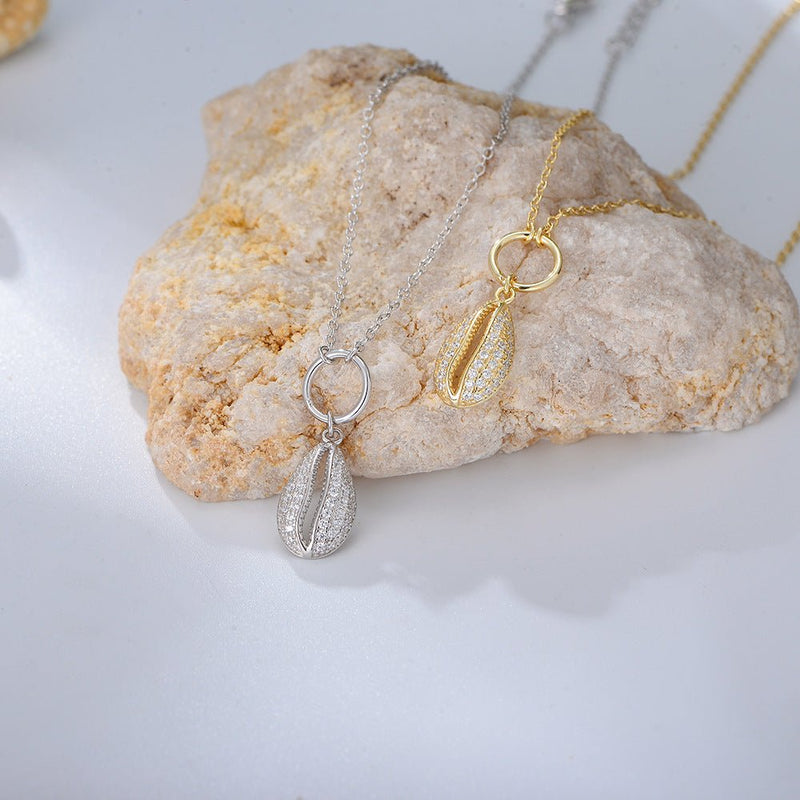 Bracelet de cheville en argent sterling avec pendentif coquillage délicat, style bohème.