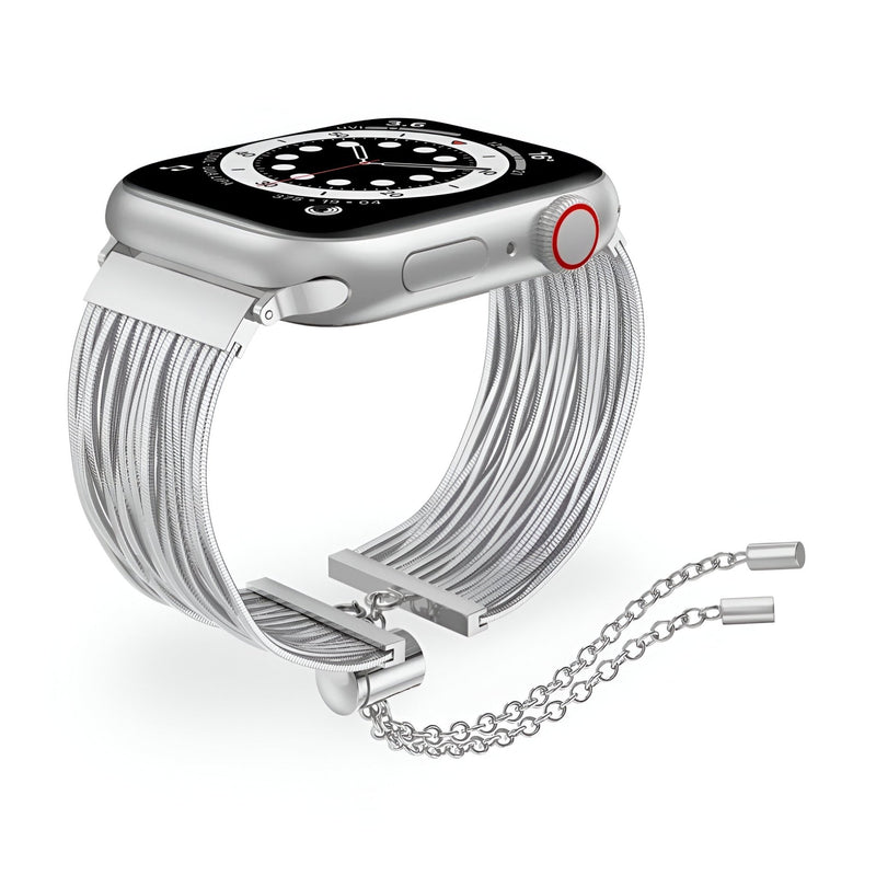 Bracelet Apple Watch pour femme en acier inoxydable argenté avec mailles fines et chaîne ajustable.