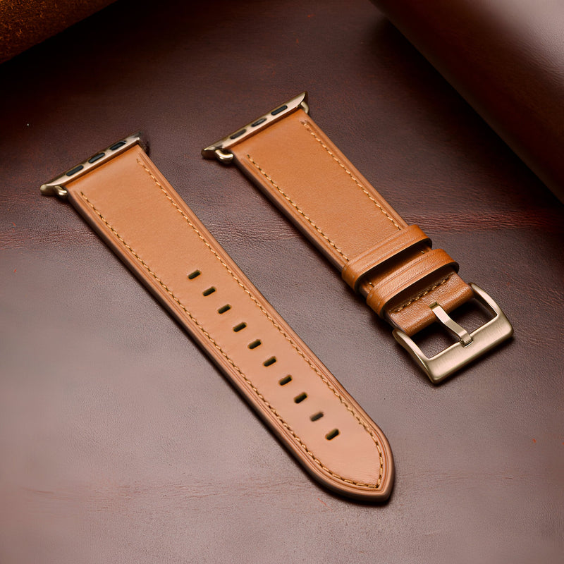 Bracelet Apple Watch en cuir cognac, style classique avec boucle argentée, pour 38-42 mm.