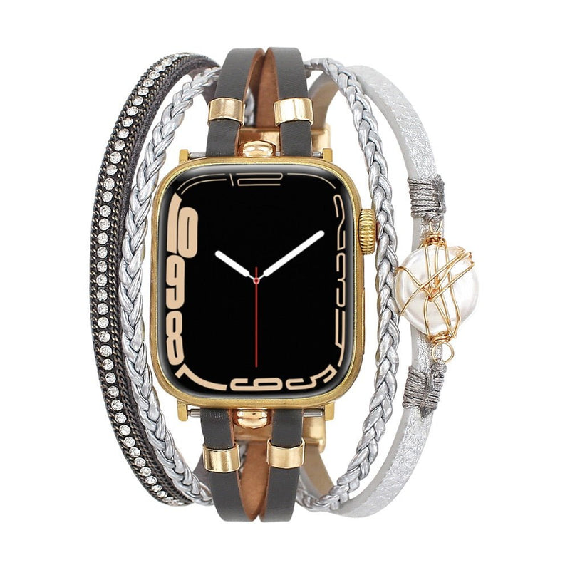Bracelet multi-rangs pour Apple Watch doré avec cuir marron, perle d'eau douce et détails argentés tressés.
