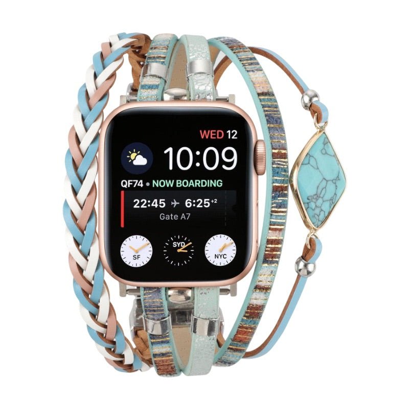 Bracelet de montre Apple Watch multi-rangs femme en pierres naturelles turquoise et cuir tressé bleu pâle.