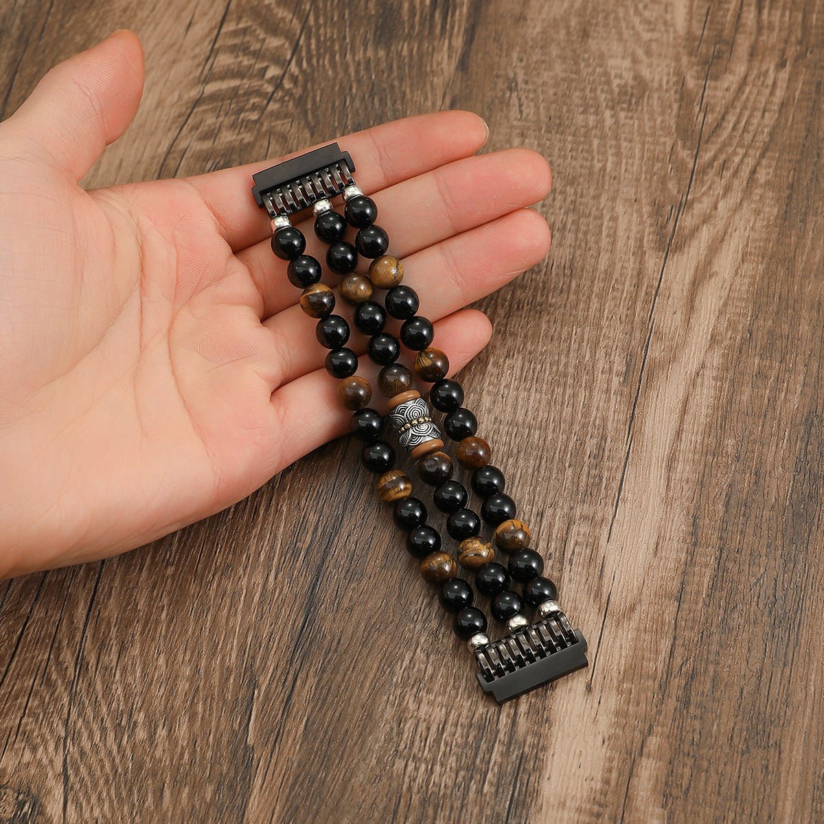 Smartwatch Bracelet in Natural Stones, Tiger’s Eye and Onyx, Multi-Strand Elastic, Ferran Model