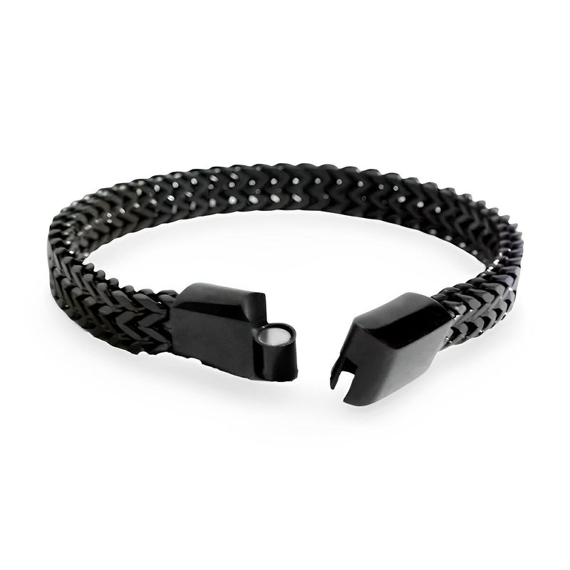 Bracelet noir en acier inoxydable à maille spiga avec fermoir moderne ouvert.