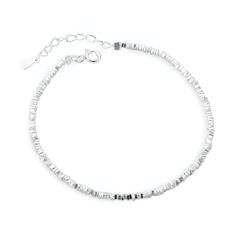 Bracelet femme en argent sterling avec perles texturées et fermoir ajustable.