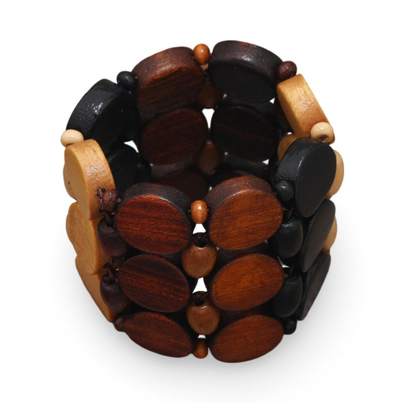 Bracelet femme en bois naturel aux formes ovales et carrées, teintes marron, noir et beige, style original Itile.