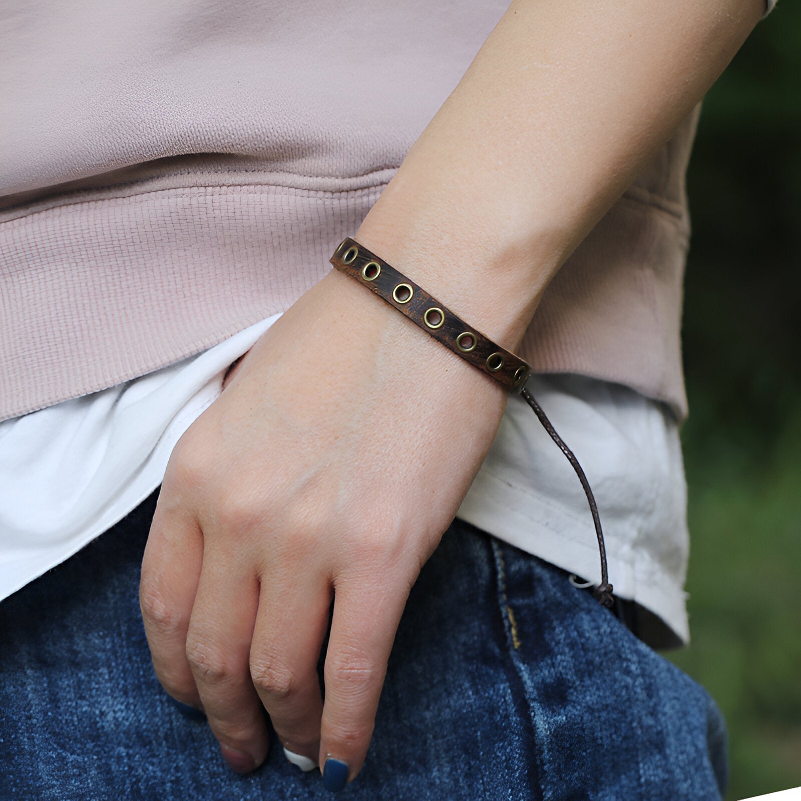 Bracelet en cuir, anneaux incrustés, mixte, modèle Austen - La Boutique du Bracelet