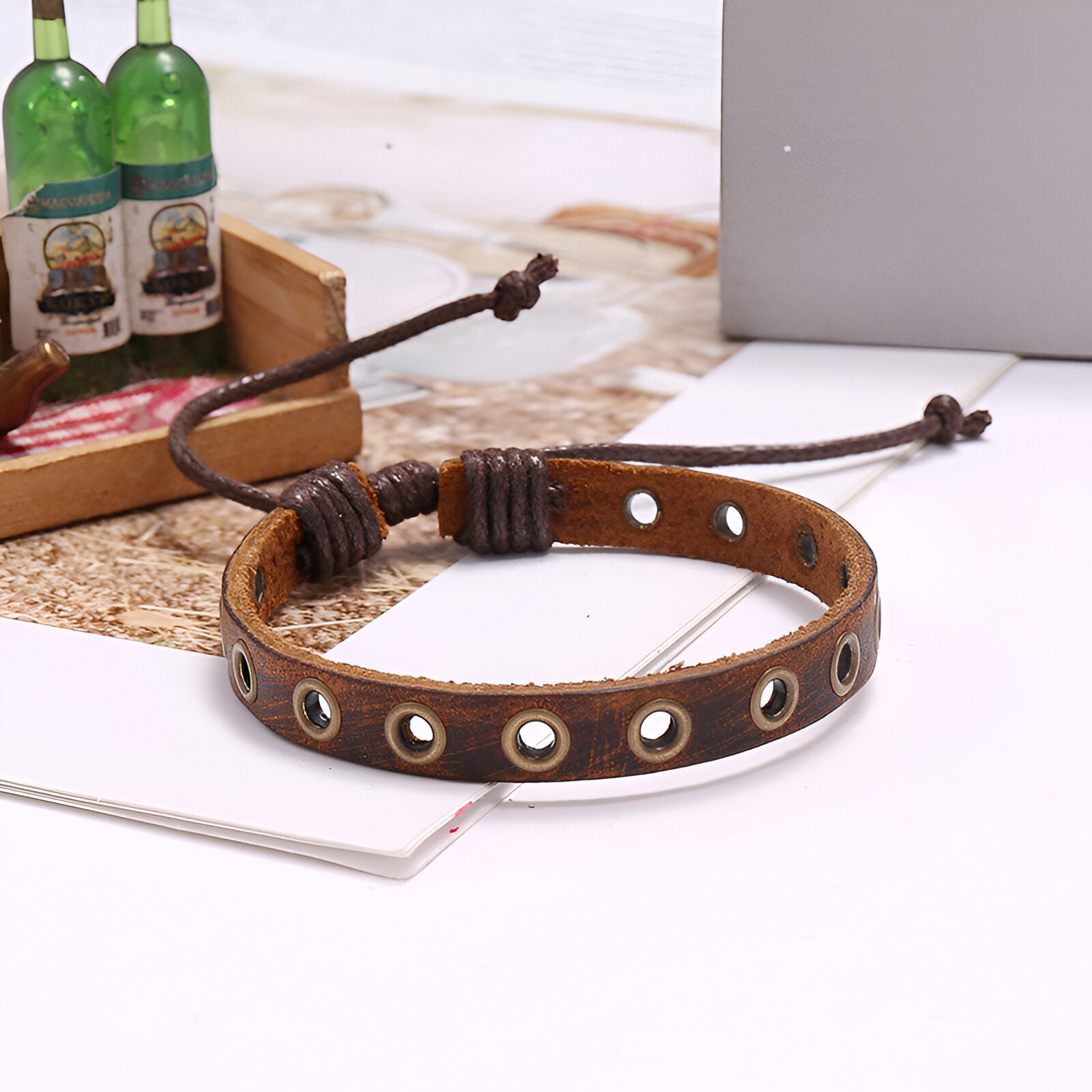Bracelet en cuir, anneaux incrustés, mixte, modèle Austen - La Boutique du Bracelet