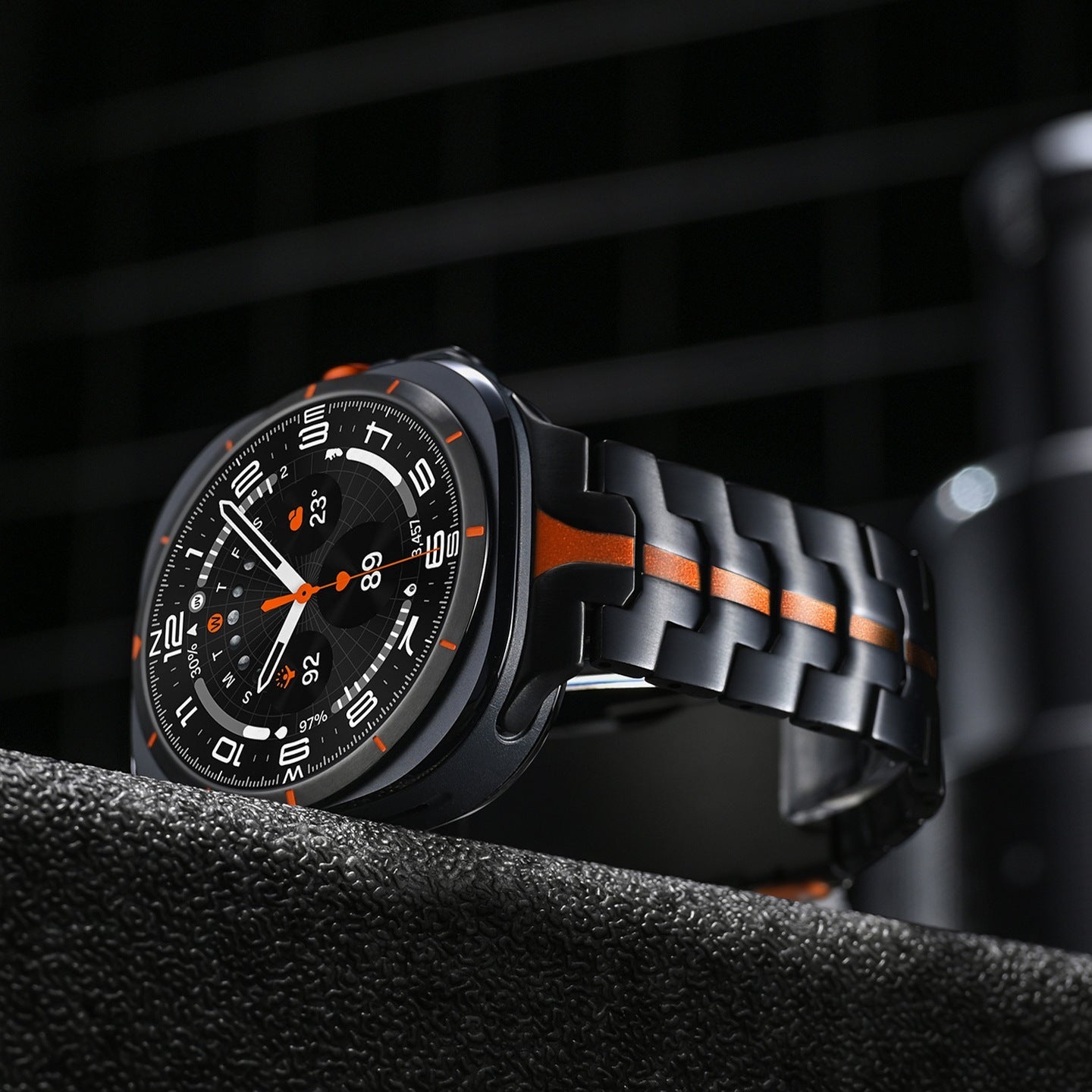Bracelet en métal renforcé haute technologie, pour montre connectée, fermoir papillon, pour Samsung Galaxy Watch Ultra, modèle Despo - La Boutique du Bracelet