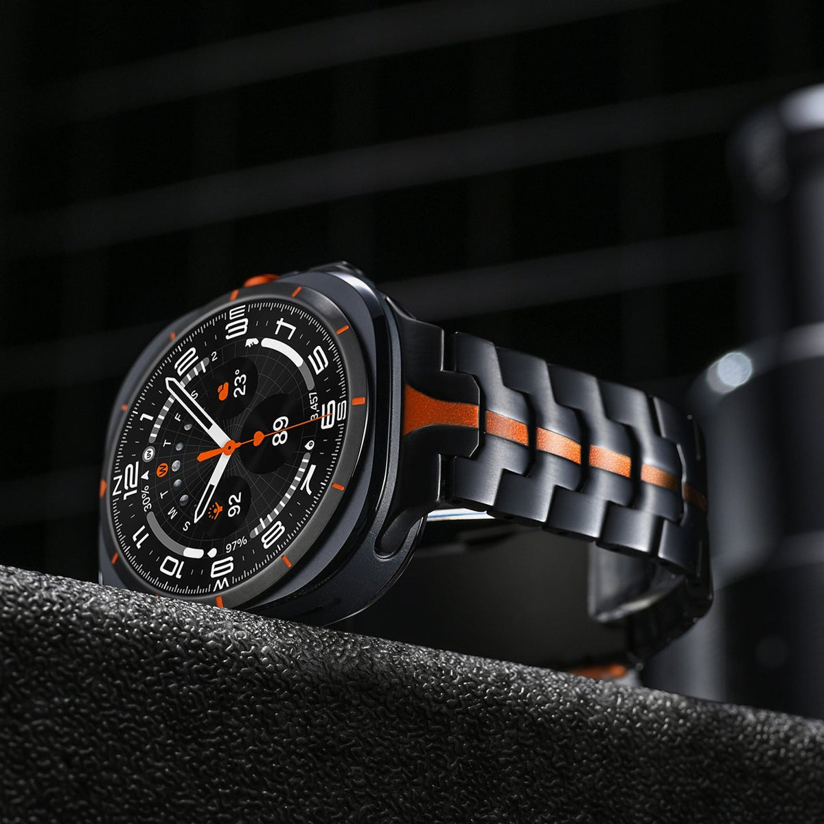 Bracelet en métal renforcé haute technologie, pour montre connectée, fermoir papillon, pour Samsung Galaxy Watch Ultra, modèle Despo - La Boutique du Bracelet
