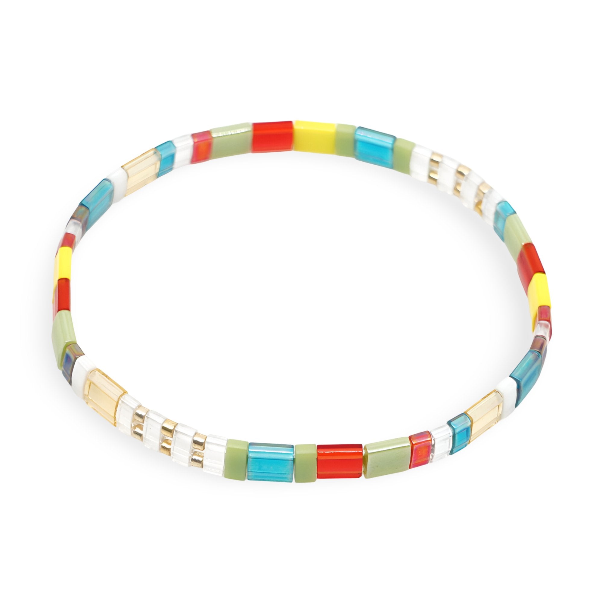 Bracelet fin en perles multicolores nacrées aux tons rouges, bleus, jaunes et blancs.