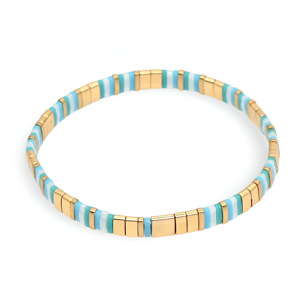 Bracelet pour femme en perles carrées bleu clair et or de style japonais, modèle Yukari.