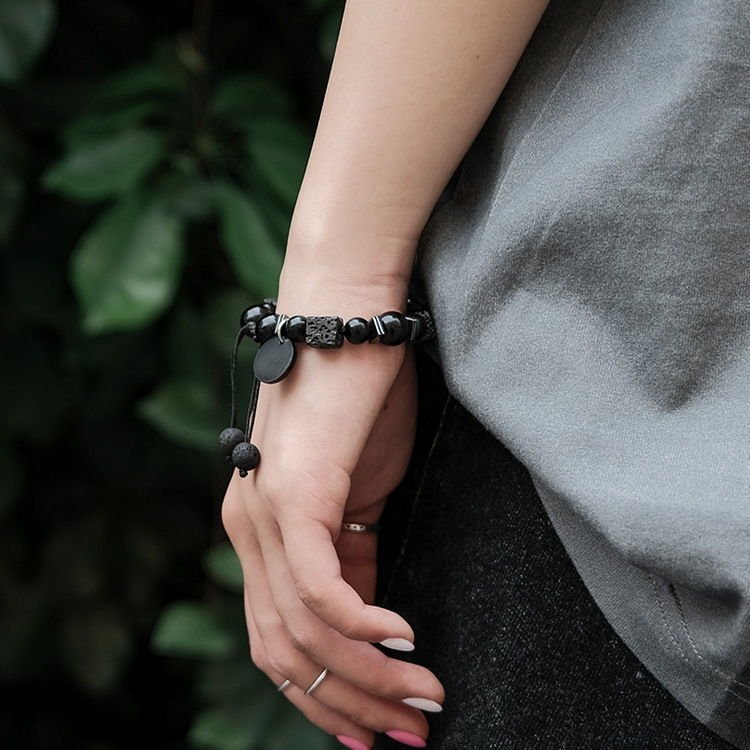 Bracelet en pierre volcaniques perles noires, ajustable, pour homme, modèle Tory - La Boutique du Bracelet