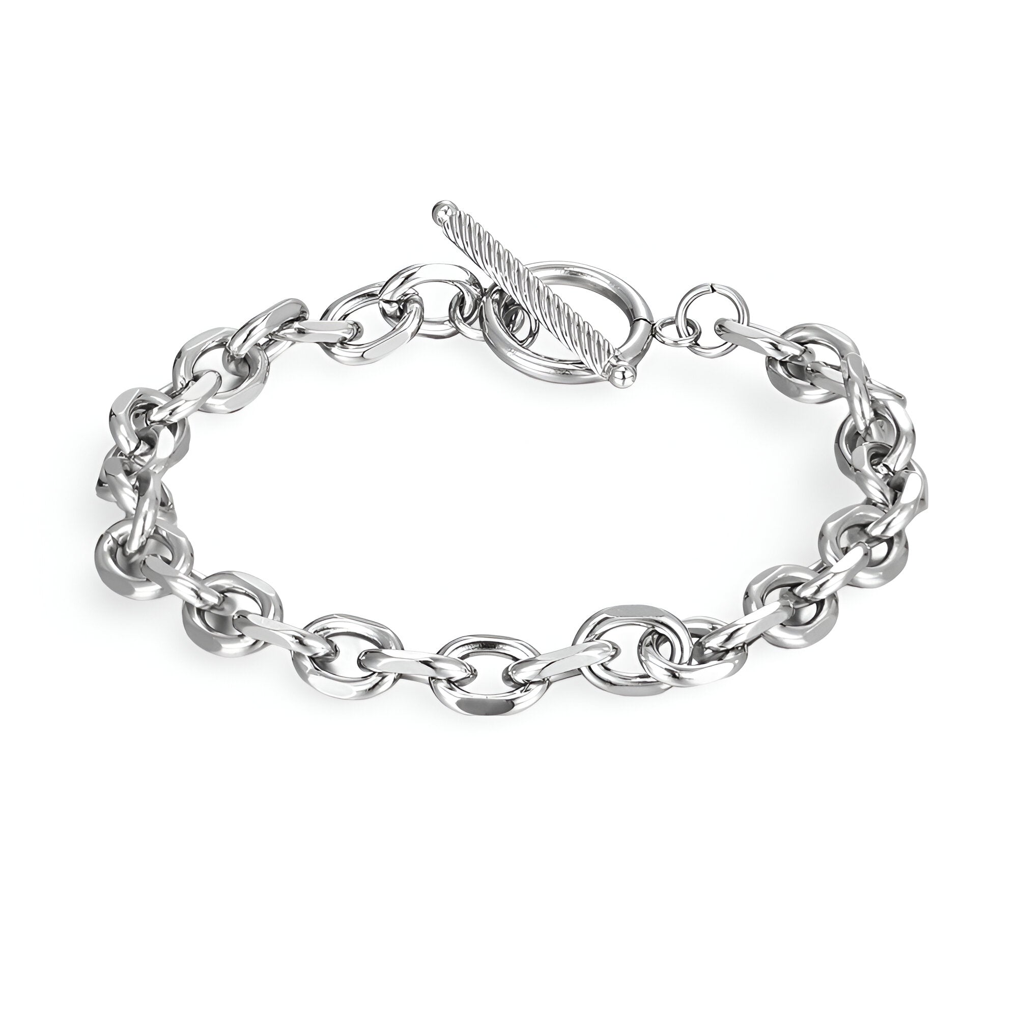 Bracelet pour homme en titane argenté avec maillons ovales et fermoir en T robuste.