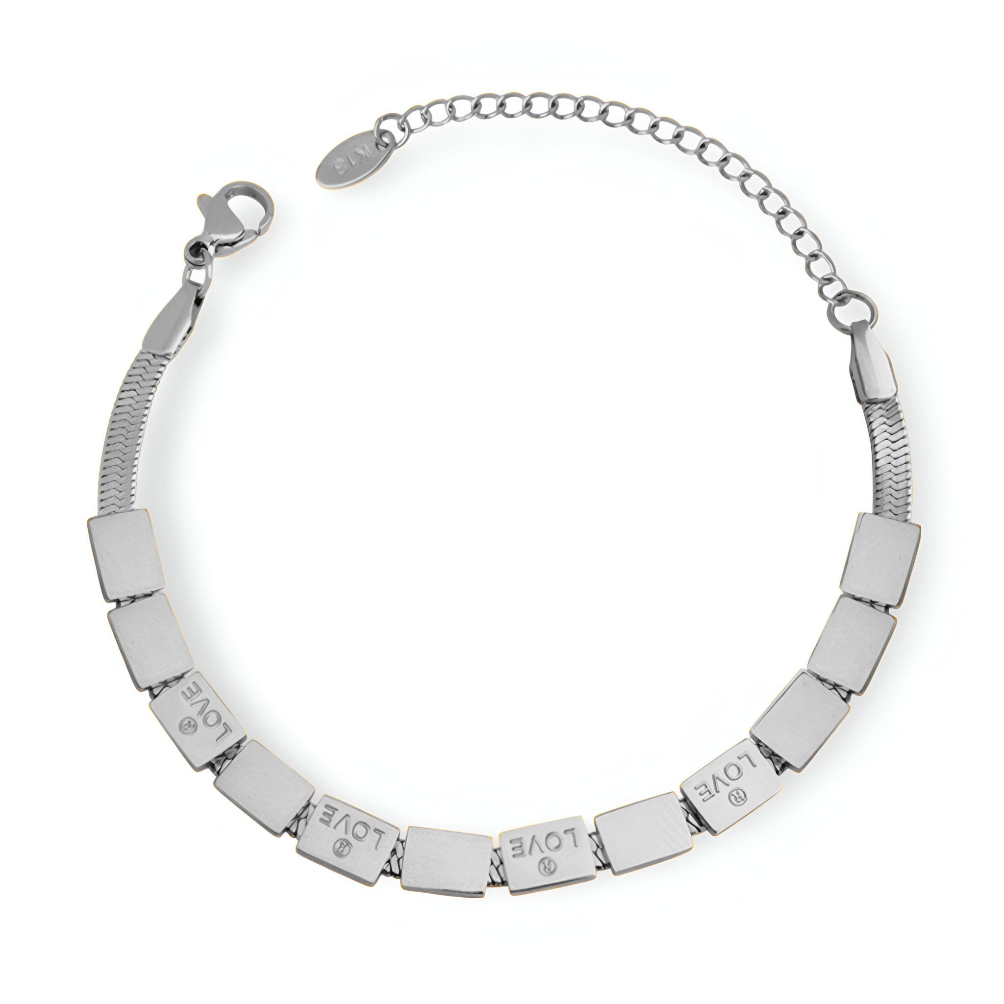 Bracelet ajustable en titane plaqué argent avec plaques gravées du mot "Love".