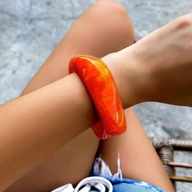Pulsera gruesa y elegante de acrílico para mujer, modelo Darwa