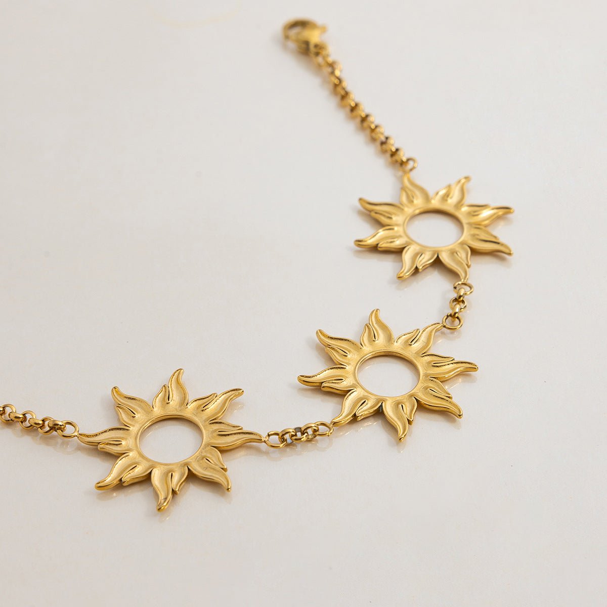 Bracelet grand soleil, en acier inoxydable, été, pour femme, modèle Evelina - La Boutique du Bracelet