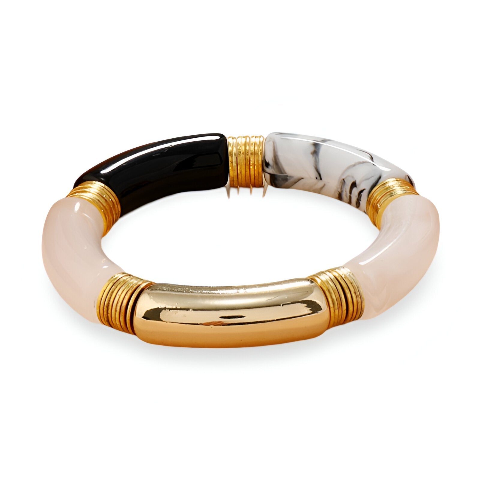 Bracelet jonc en acrylique avec segments noir, blanc marbré, rose pâle et accents dorés élégants.