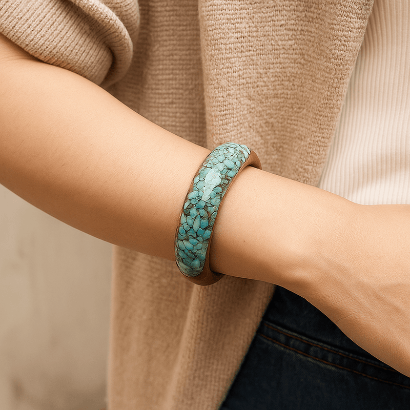 Brazalete rígido de madera natural y turquesa, con incrustaciones de resina brillante, modelo Diyuna