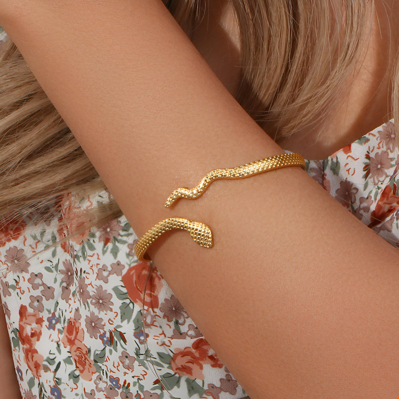 Brazalete tipo jonc, estilo serpiente, en acero inoxidable, modelo Lilith