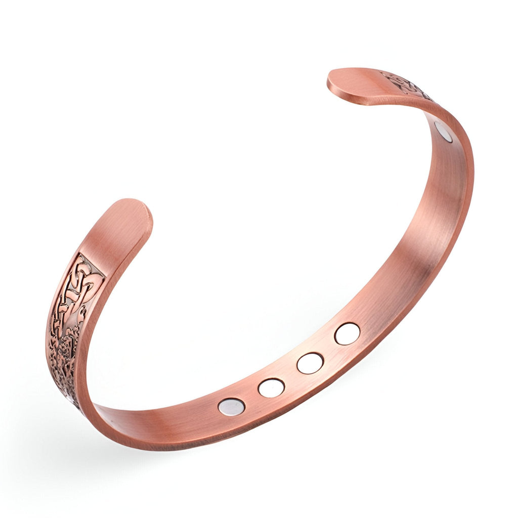 Bracelet jonc magnétique en cuivre bronze pour homme avec motifs gravés et aimants visibles intérieur.