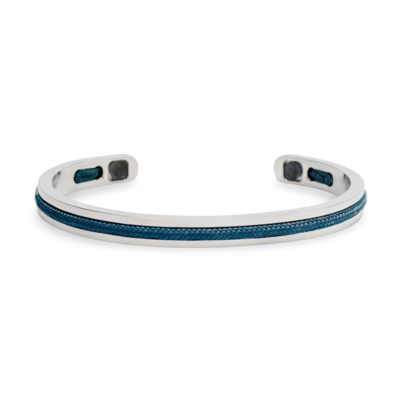 Bracelet jonc argenté avec corde bleu marine intégrée, design fin et moderne pour homme.