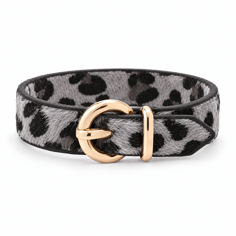 Packshot studio bracelet Fauve Gris, vue de face sur fond blanc — 8 octobre 2026