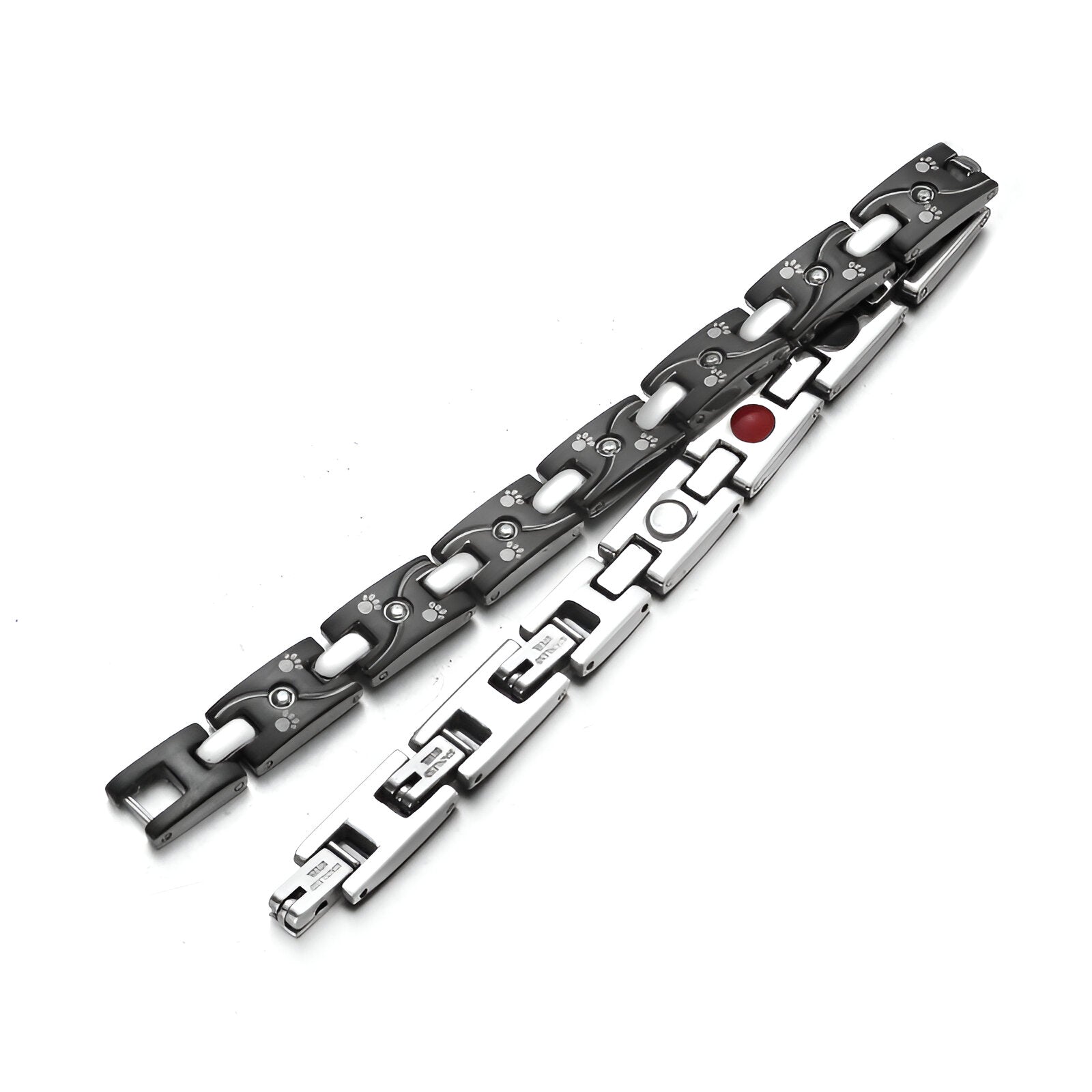 Bracelet magnétique gris en titane avec motifs pattes d'animal et détail rouge pour homme.