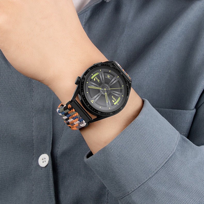 Bracelet magnétique en nylon tressé à motif camouflage orange, noir et blanc pour montre Huawei.